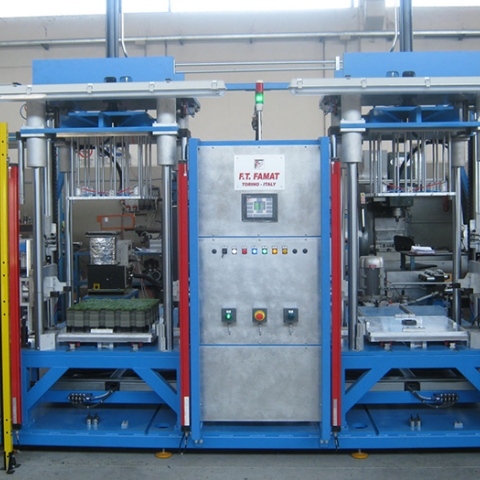 Isola incollaggio modulo erba sintetica